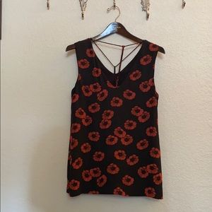 🦋3/$15🦋Noir Black red Poppies Sleeveless blouse
